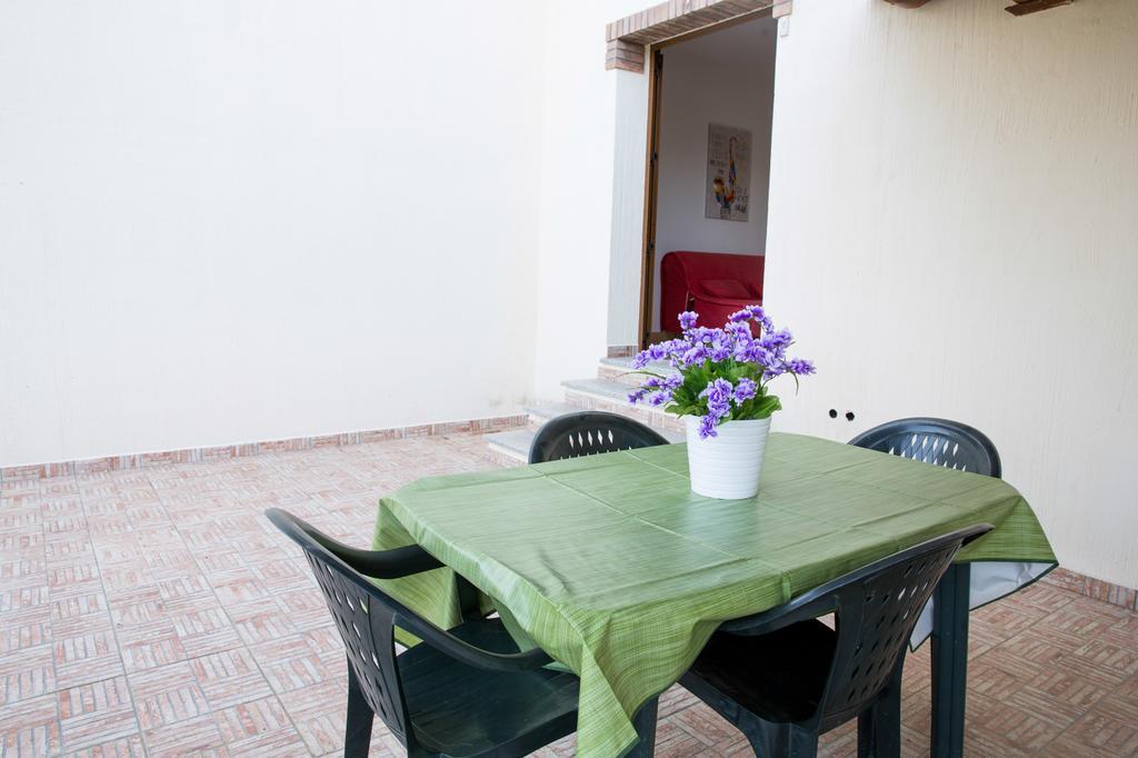 Appartamenti Torre Di Bari Bari Sardo Kültér fotó